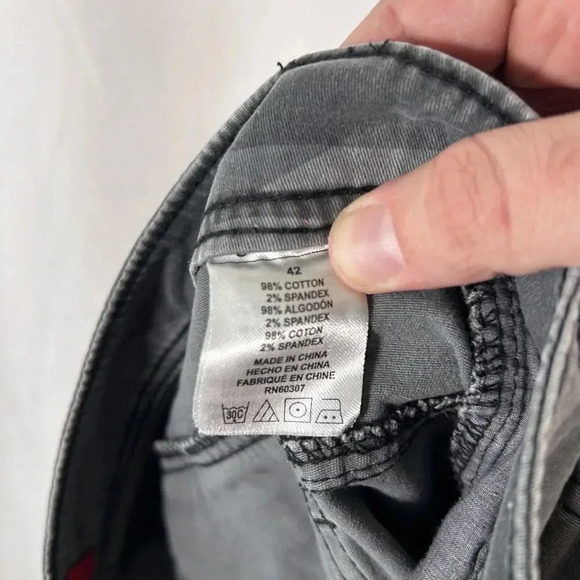 Unionbay Camo Cargo Shorts Men's 42 Grey Button Zip Side Pockets - Picture 11 of 11